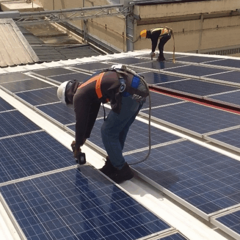 Instalación de Paneles Solares