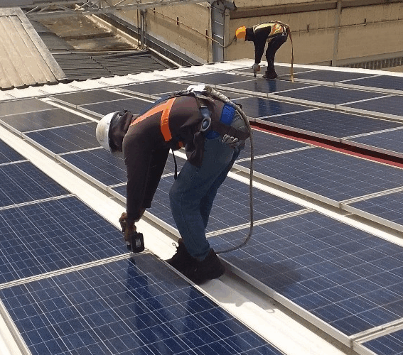 Instalación de Paneles Solares